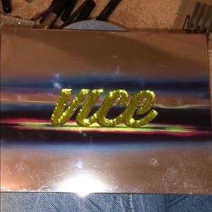Urban Decay Vice Palette